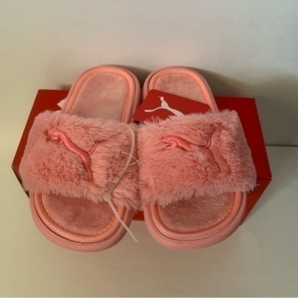 NIB. PUMA Cool Cat Faux Fur Slide Sandal - Picture 4 of 8